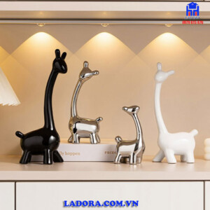 tượng trang trí gia đình hươu