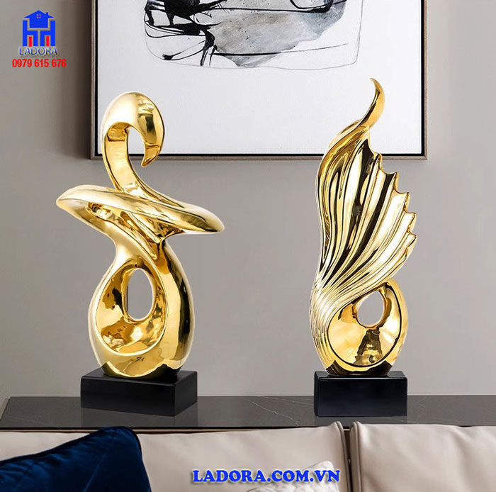 Tượng nghệ thuật decor phòng khách