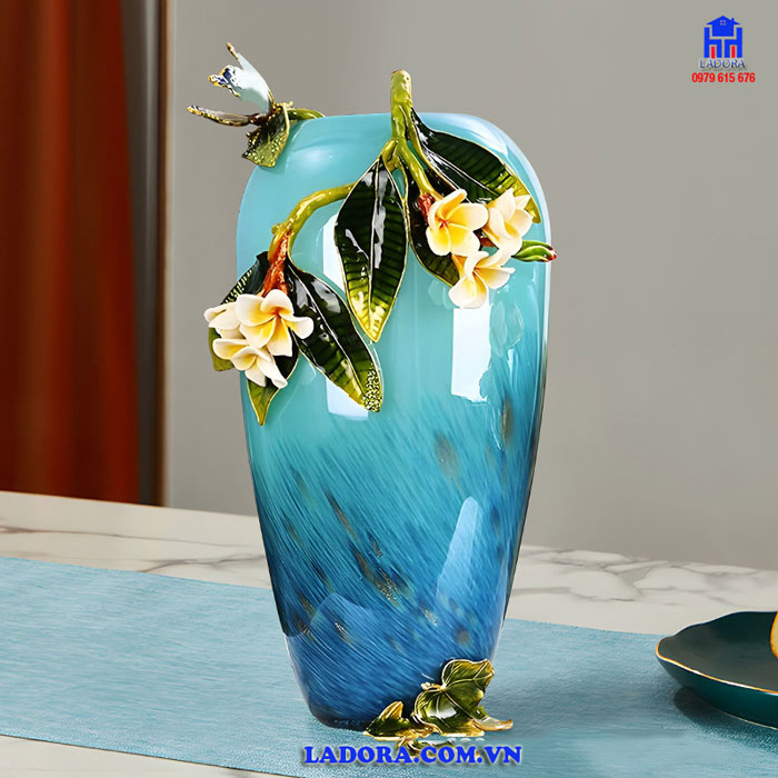 BÌnh hoa thủy tinh đẹp và độc đáo