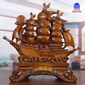 tượng phong thủy thuyền buồm màu gỗ