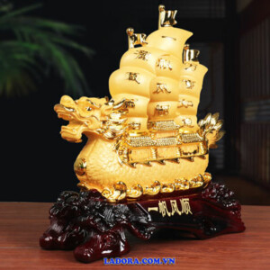 vật phẩm thuyền rồng phong thủy tại Ladora