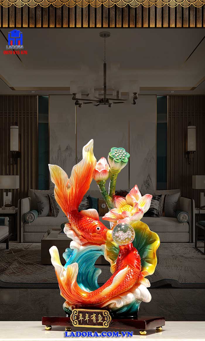 Tượng trang trí phong thủy Song ngư nhả ngọc tại Ladora