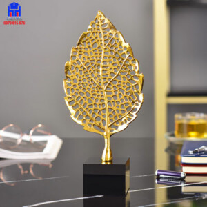 lá bồ đề tượng trưng cho sự giác ngộ, tỉnh thức và trí tuệ
