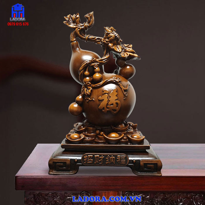 trưng bày hồ lô trong phòng khách