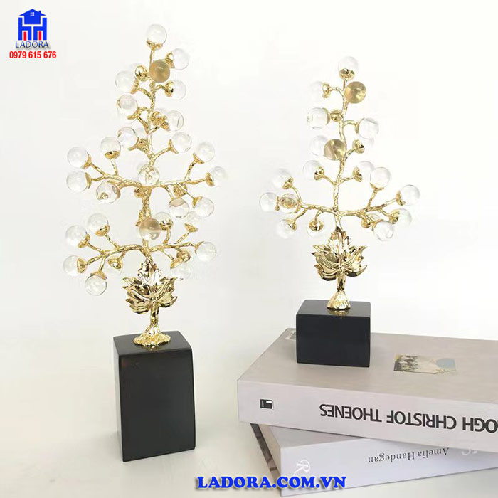 Cây nho màu trắng trong suốt tại Ladora