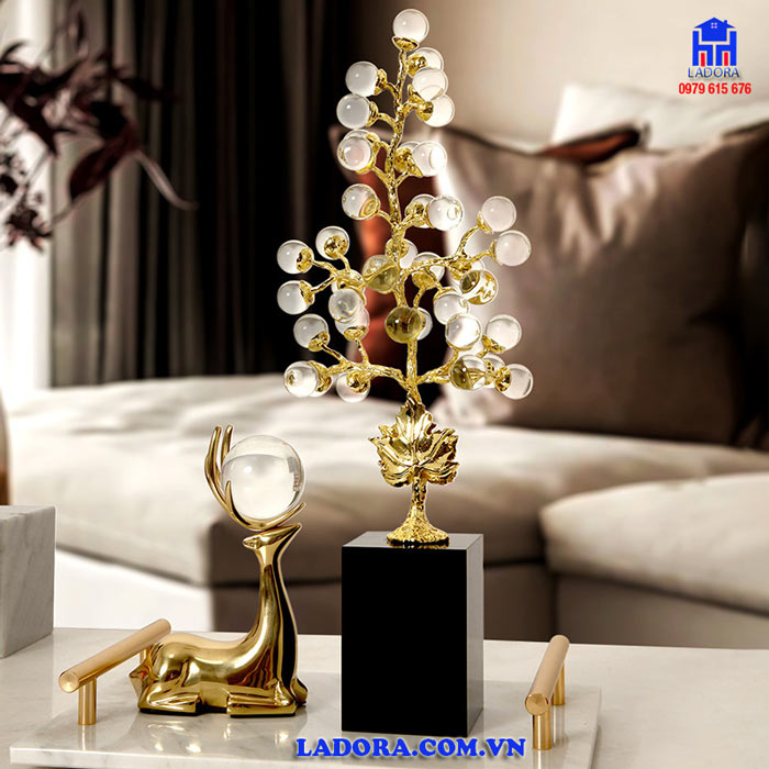 Tượng cây nho màu thủy tinh trong suốt