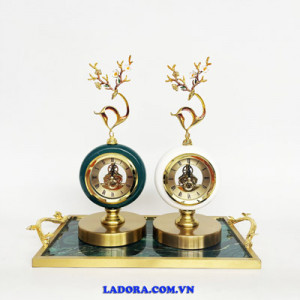 Đồng hồ với vẻ đẹp sang trọng và thanh lịch