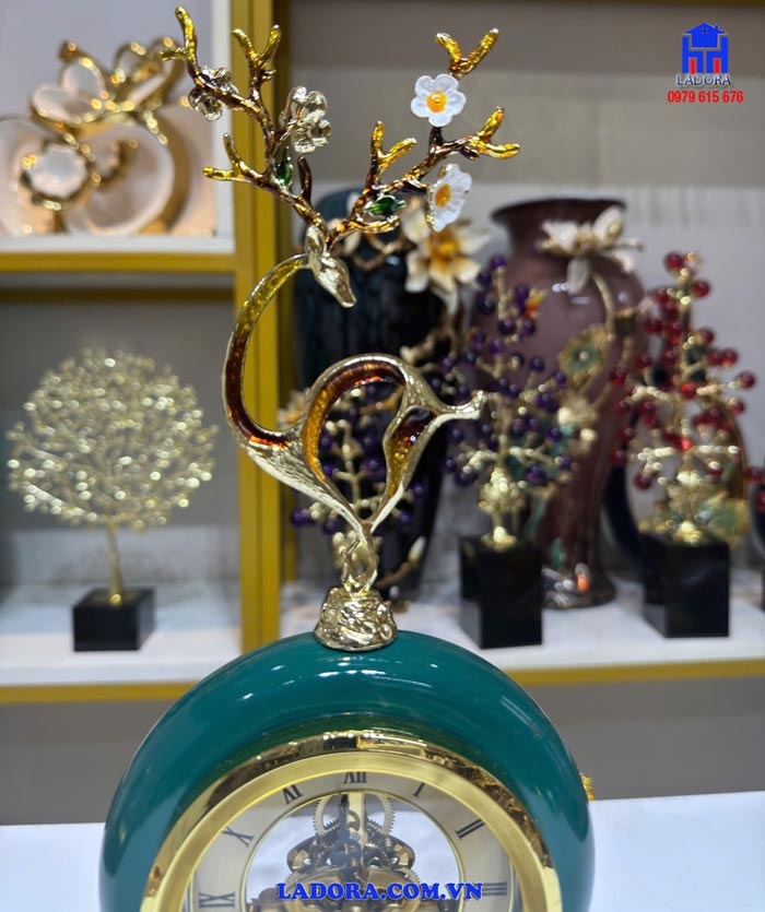 Hươu vàng nghệ thuật mang ý nghĩa tốt đẹp