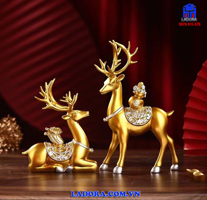 Hươu biểu trưng cho sung túc và ấm no